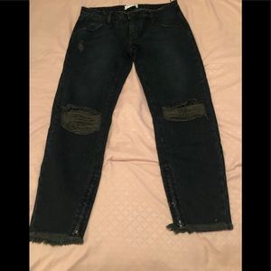 ONETEASPOON Fox Black is vintage washed black.